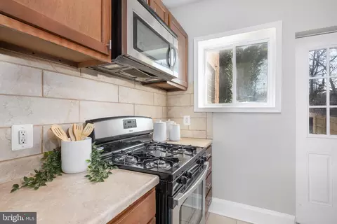 3933 Greenmount Ave, Baltimore, MD 21218 photo 15