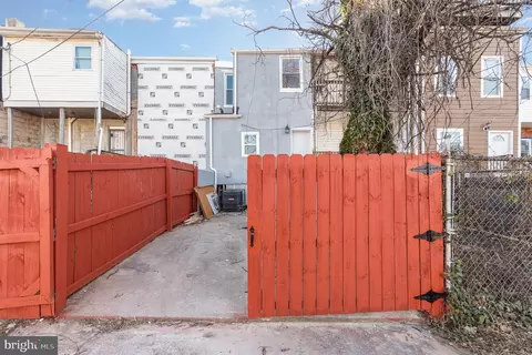 Exterior - 1309 N Broadway, Baltimore, MD 21213 photo 3 of 4