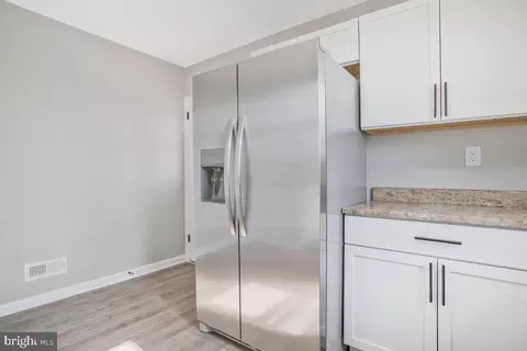 Entry Way - 4300 Raymar Ave, Baltimore, MD 21206 photo 6 of 6