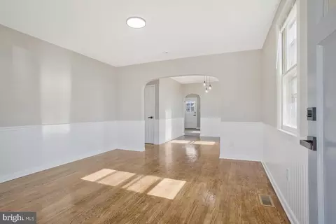 Entry Way - 4300 Raymar Ave, Baltimore, MD 21206 photo 1 of 6