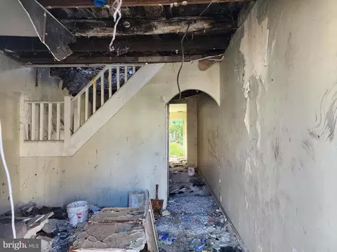 2011 Mchenry St, Baltimore, MD 21223 photo 2