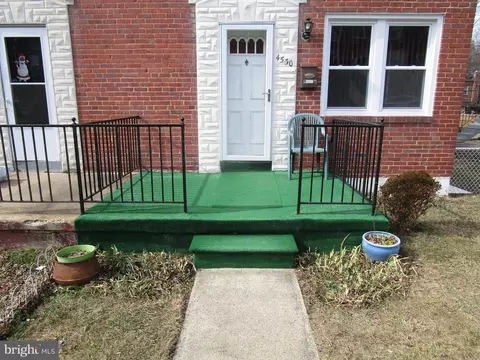 4530 Manorview Road Rd, Baltimore, MD 21229 photo 2