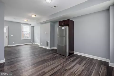 Living - 2502 E Chase St, Baltimore, MD 21213 photo 4 of 4