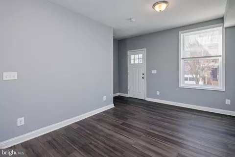 Living - 2502 E Chase St, Baltimore, MD 21213 photo 3 of 4