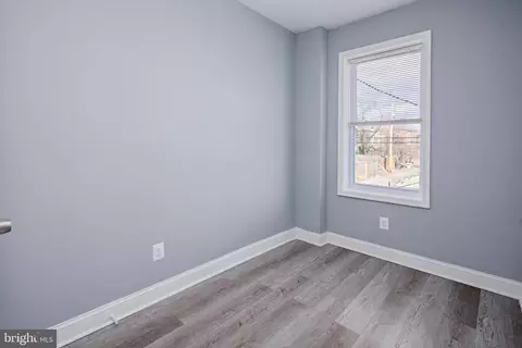 Bedroom - 2502 E Chase St, Baltimore, MD 21213 photo 2 of 2