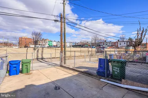 Exterior - 2502 E Chase St, Baltimore, MD 21213 photo 4 of 6