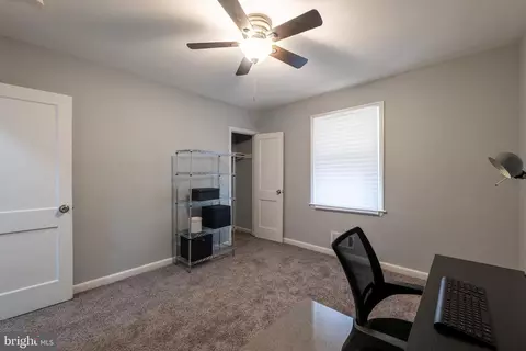 Bedroom - 3801 Cedarhurst Rd, Baltimore, MD 21206 photo 4 of 8