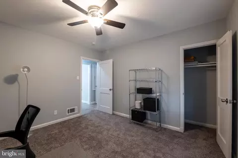 Bedroom - 3801 Cedarhurst Rd, Baltimore, MD 21206 photo 3 of 8