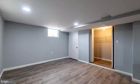 Entry Way - 3801 Cedarhurst Rd, Baltimore, MD 21206 photo 13 of 14