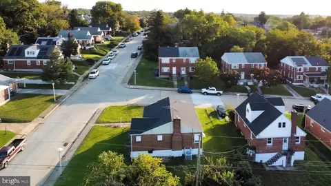 View/Area - 3801 Cedarhurst Rd, Baltimore, MD 21206 photo 3 of 4