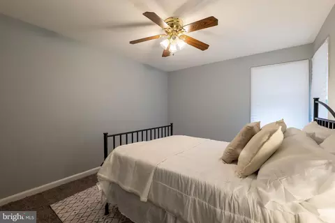 Bedroom - 3801 Cedarhurst Rd, Baltimore, MD 21206 photo 8 of 8