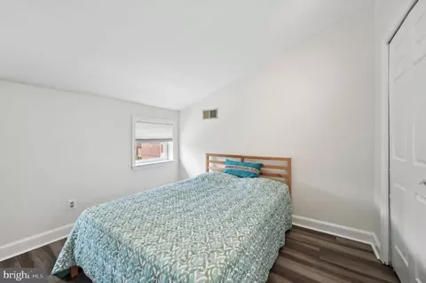 Bedroom - 780 Mchenry St, Baltimore, MD 21230 photo 5 of 8
