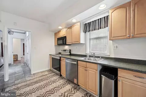 Kitchen - 780 Mchenry St, Baltimore, MD 21230 photo 3 of 3