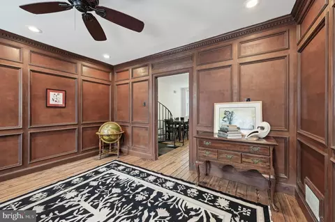 Entry Way - 780 Mchenry St, Baltimore, MD 21230 photo 9 of 9
