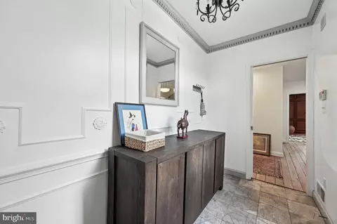 Entry Way - 780 Mchenry St, Baltimore, MD 21230 photo 1 of 9