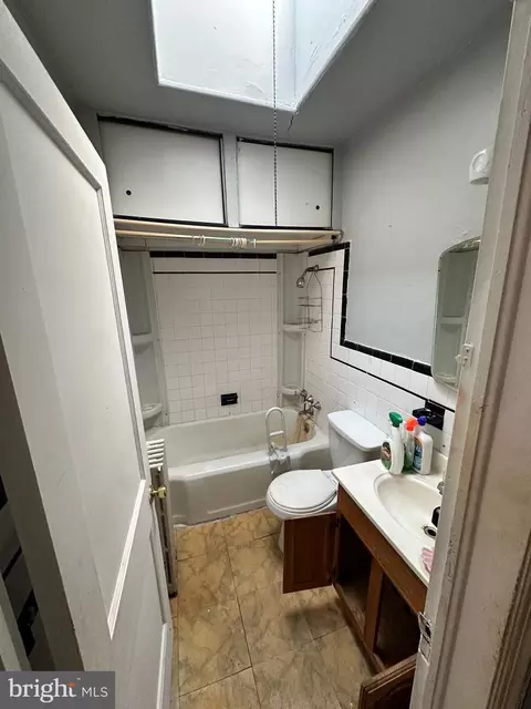 Bath - 6 N Kossuth St, Baltimore, MD 21229 photo 1 of 1