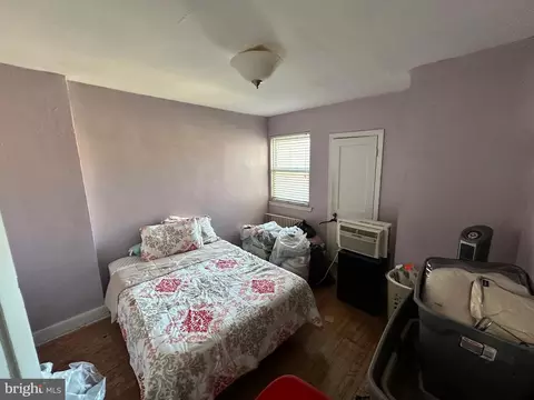 Bedroom - 6 N Kossuth St, Baltimore, MD 21229 photo 4 of 6