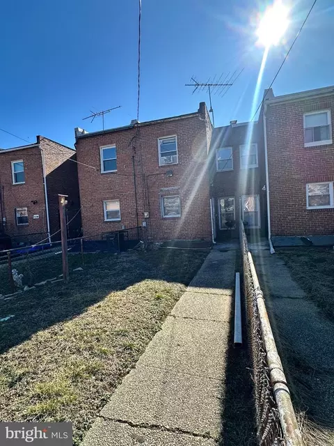 Exterior - 6 N Kossuth St, Baltimore, MD 21229 photo 2 of 2