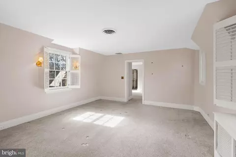 Bedroom - 7 Charlcote Pl, Baltimore, MD 21218 photo 5 of 11