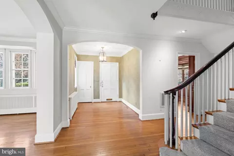Entry Way - 7 Charlcote Pl, Baltimore, MD 21218 photo 6 of 18
