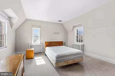 Bedroom - 7 Charlcote Pl, Baltimore, MD 21218 photo 7 of 11