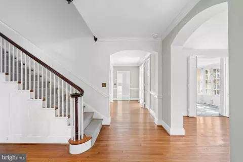 Entry Way - 7 Charlcote Pl, Baltimore, MD 21218 photo 4 of 18