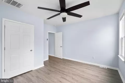 Entry Way - 147 S Morley St, Baltimore, MD 21229 photo 8 of 9