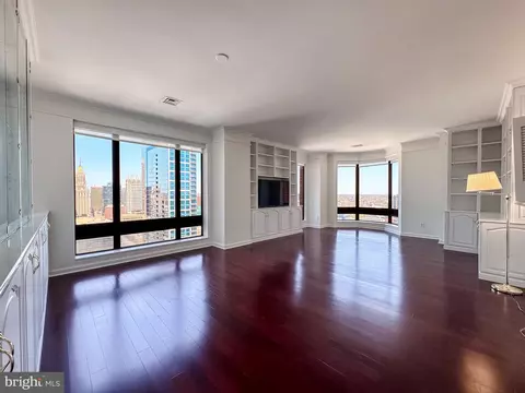 10 E Lee St #2302, Baltimore, MD 21202 photo 4