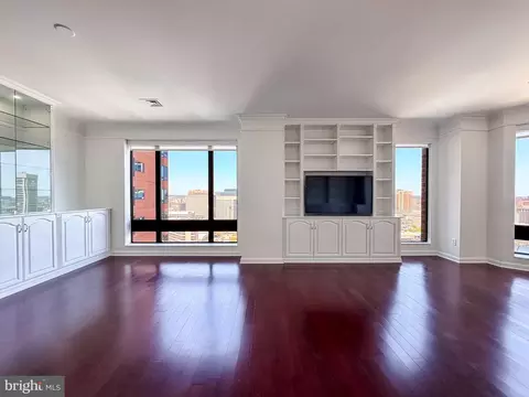 10 E Lee St #2302, Baltimore, MD 21202 photo 9