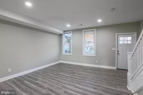 Living - 5208 Ivanhoe Ave, Baltimore, MD 21212 photo 4 of 6