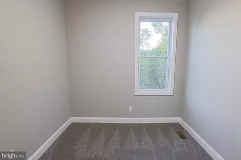 Bedroom - 5208 Ivanhoe Ave, Baltimore, MD 21212 photo 5 of 6