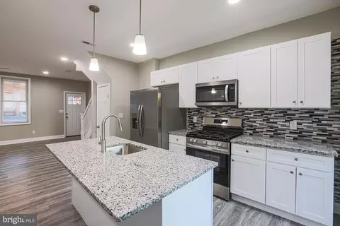 Kitchen - 5208 Ivanhoe Ave, Baltimore, MD 21212 photo 2 of 4
