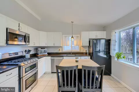 4301 Forest View Ave, Baltimore, MD 21206 photo 23