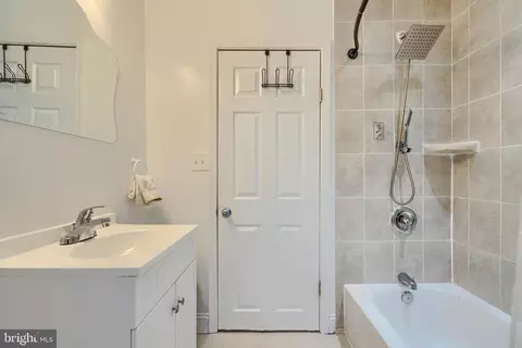4301 Forest View Ave, Baltimore, MD 21206 photo 38