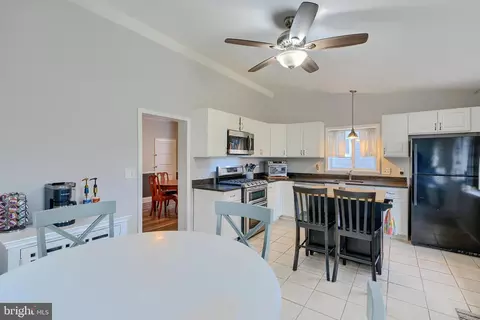 4301 Forest View Ave, Baltimore, MD 21206 photo 20