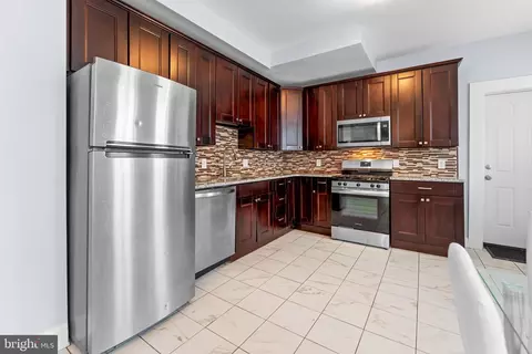 Kitchen - 1713 E Lafayette Ave, Baltimore, MD 21213 photo 1 of 2