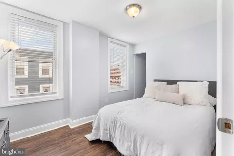 Bedroom - 1713 E Lafayette Ave, Baltimore, MD 21213 photo 4 of 5