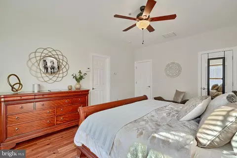 Bedroom - 2607 Lighthouse Ln, Baltimore, MD 21224 photo 9 of 10