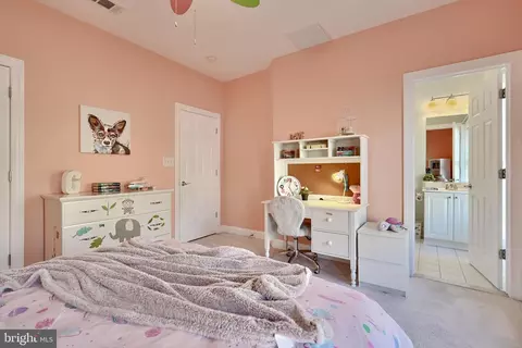 Bedroom - 2607 Lighthouse Ln, Baltimore, MD 21224 photo 5 of 10