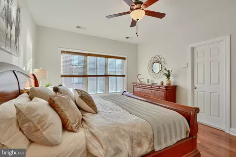 Bedroom - 2607 Lighthouse Ln, Baltimore, MD 21224 photo 8 of 10
