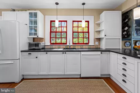 Kitchen - 21 Merrymount Rd, Baltimore, MD 21210 photo 3 of 5