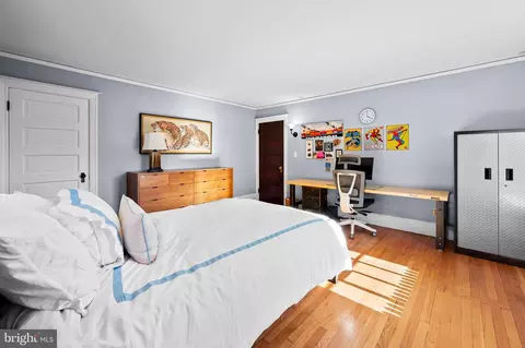 Bedroom - 21 Merrymount Rd, Baltimore, MD 21210 photo 5 of 9