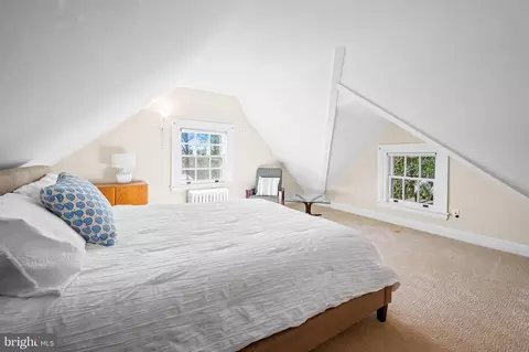 Bedroom - 21 Merrymount Rd, Baltimore, MD 21210 photo 6 of 9