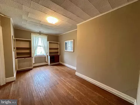 Bedroom - 112 Elmhurst Rd, Baltimore, MD 21210 photo 2 of 5