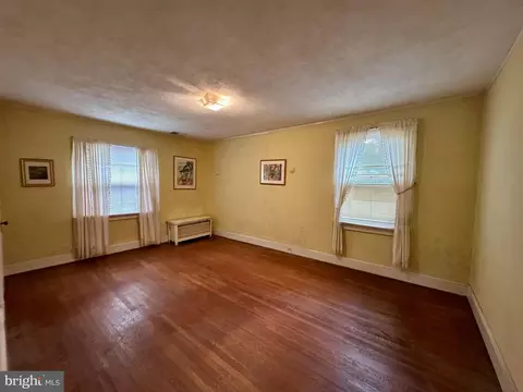 Bedroom - 112 Elmhurst Rd, Baltimore, MD 21210 photo 1 of 5
