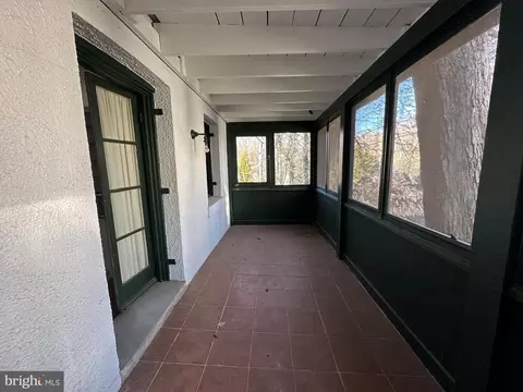 Exterior - 112 Elmhurst Rd, Baltimore, MD 21210 photo 6 of 9