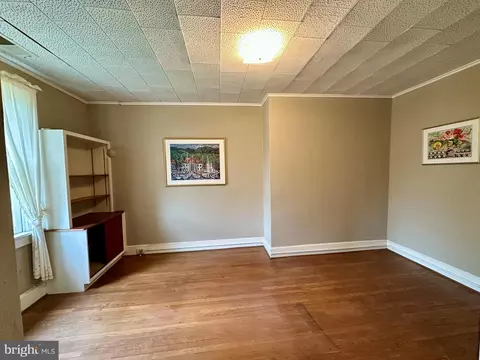 Living - 112 Elmhurst Rd, Baltimore, MD 21210 photo 3 of 3