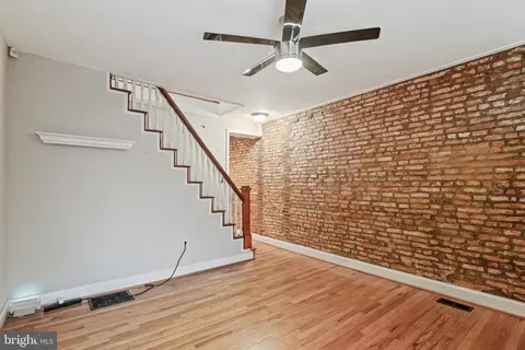7 S Castle St, Baltimore, MD 21231 photo 3