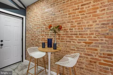 Entry Way - 2930 E Monument St, Baltimore, MD 21205 photo 9 of 10