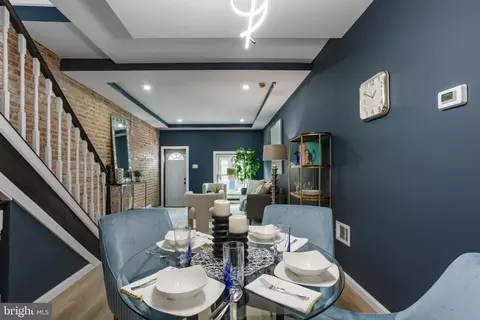 Entry Way - 2930 E Monument St, Baltimore, MD 21205 photo 6 of 10